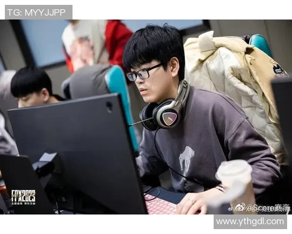 esports最新数据电竞实时数据分析聚焦FPX战队比赛经验与策略探讨